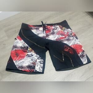 Hyperlite Wake MFG Woman's Wakeboard Shorts Size 9 Red Black And White